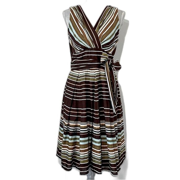 Rabbit Designs Women’s Flattering V-Neck Dress SZ 12 Sleeveless Striped Lined - Picture 1 of 14